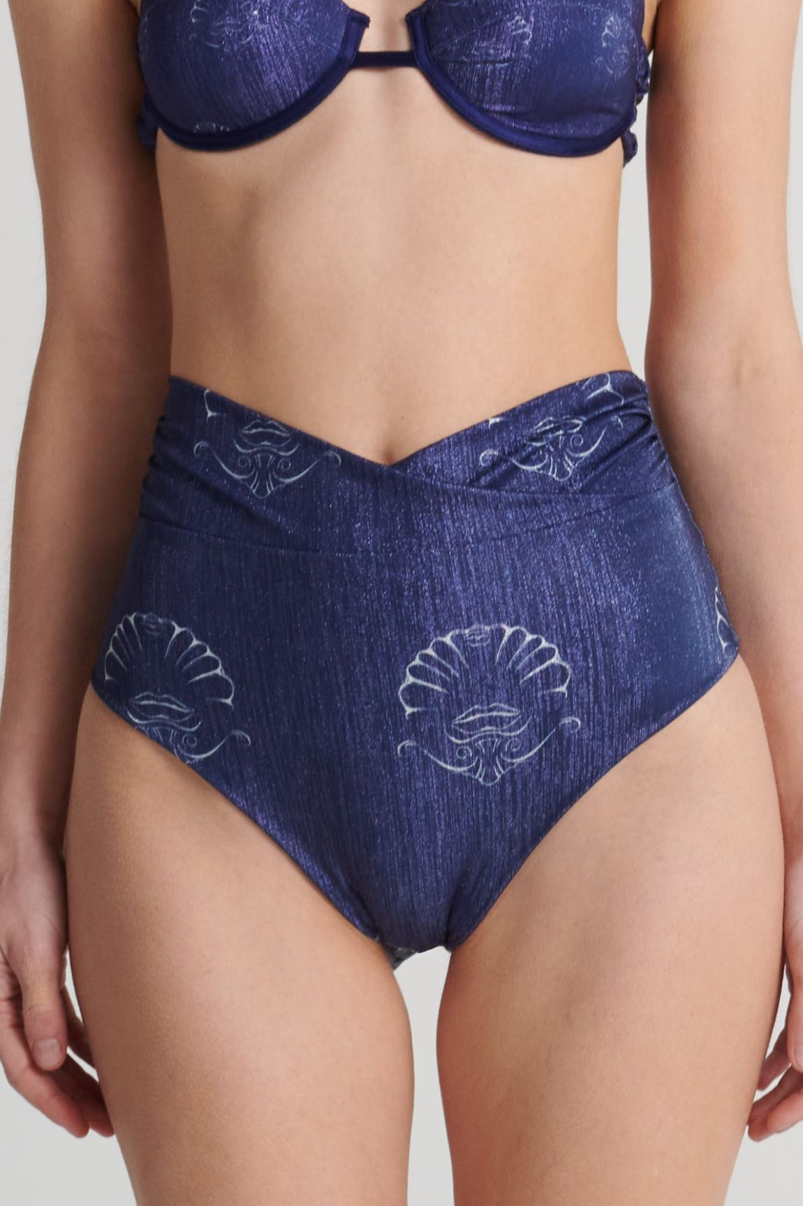 Braga High Waist Auroral