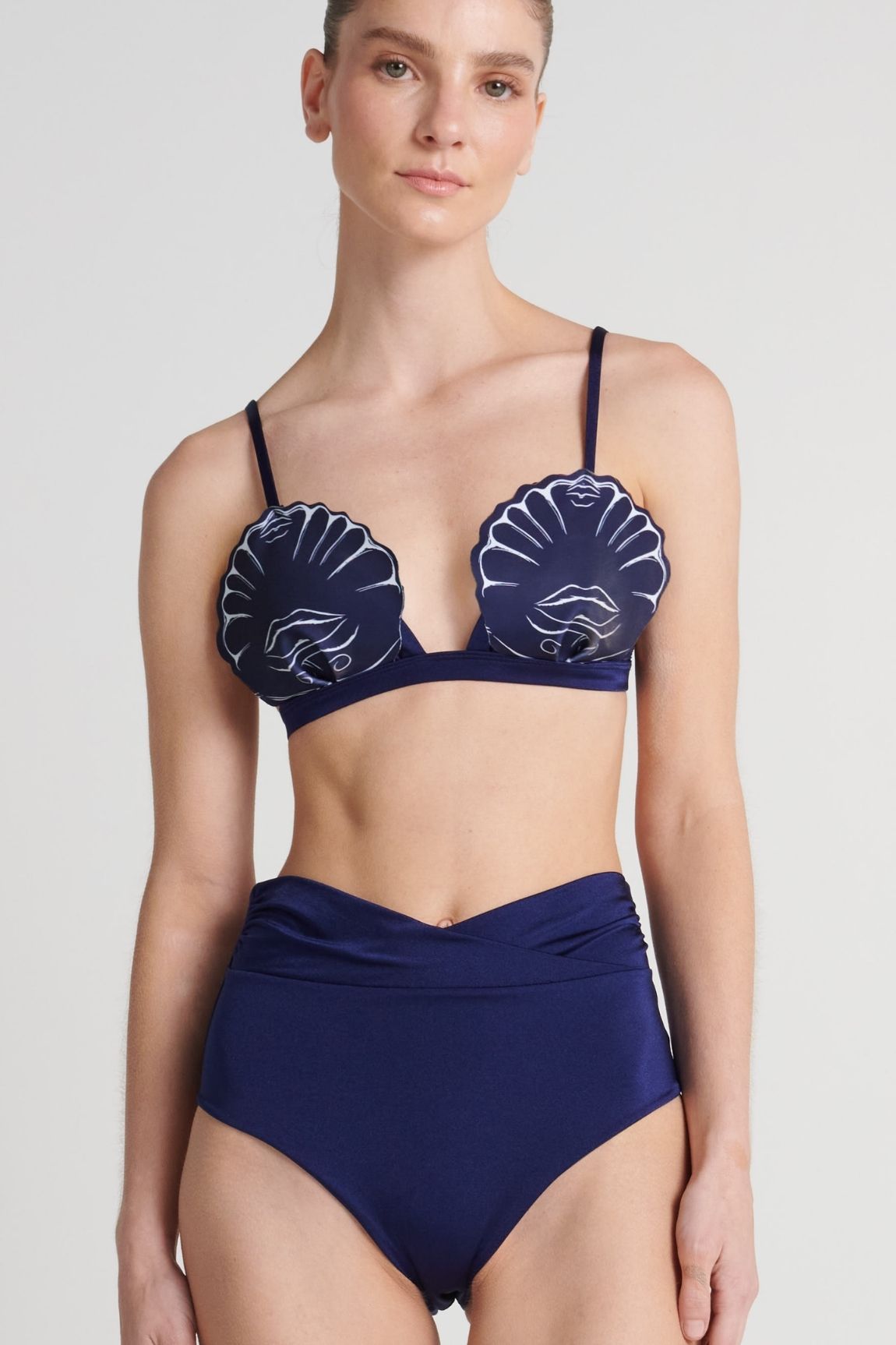 Braga High Waist Nebulic