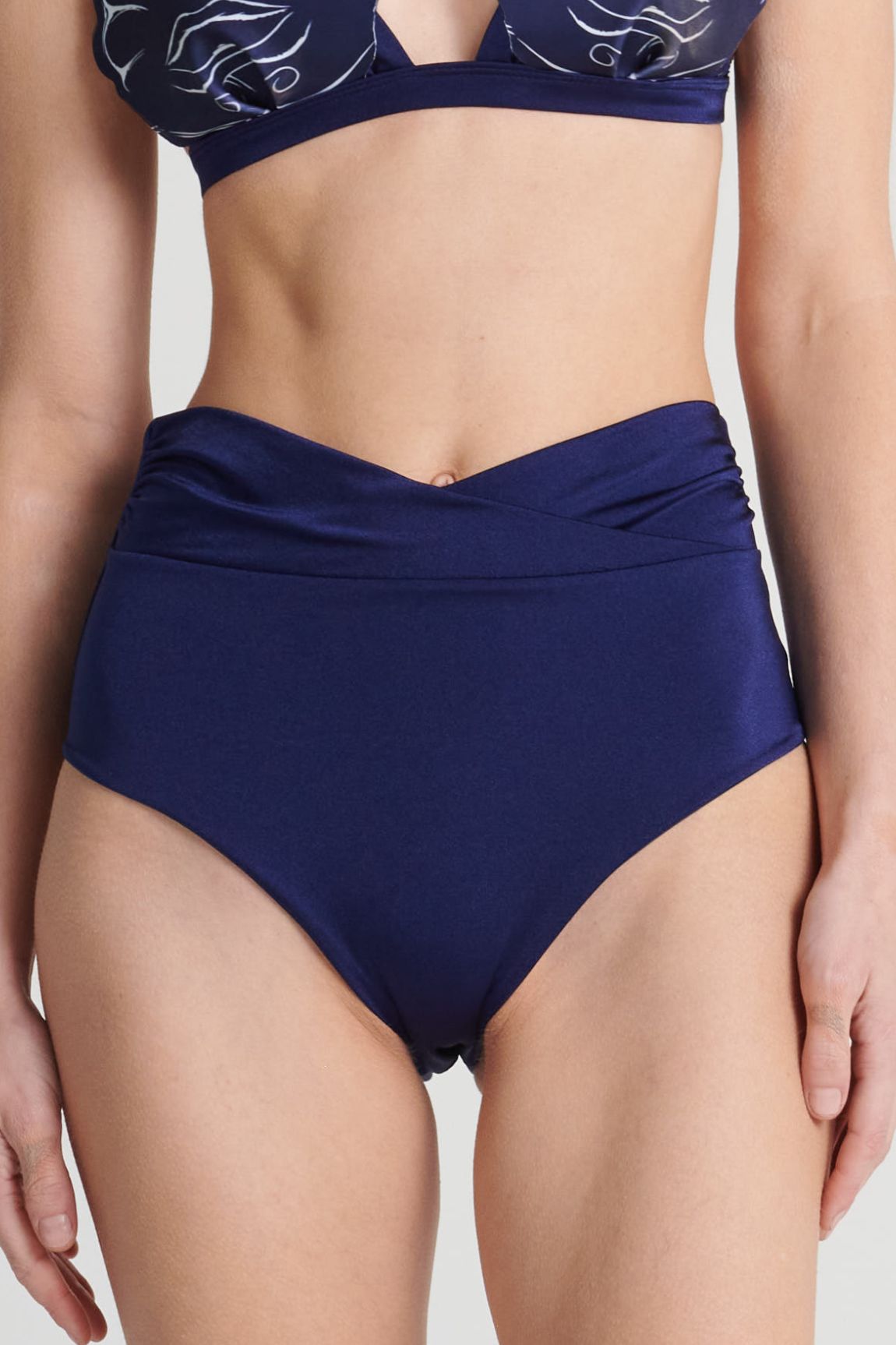 Braga High Waist Nebulic