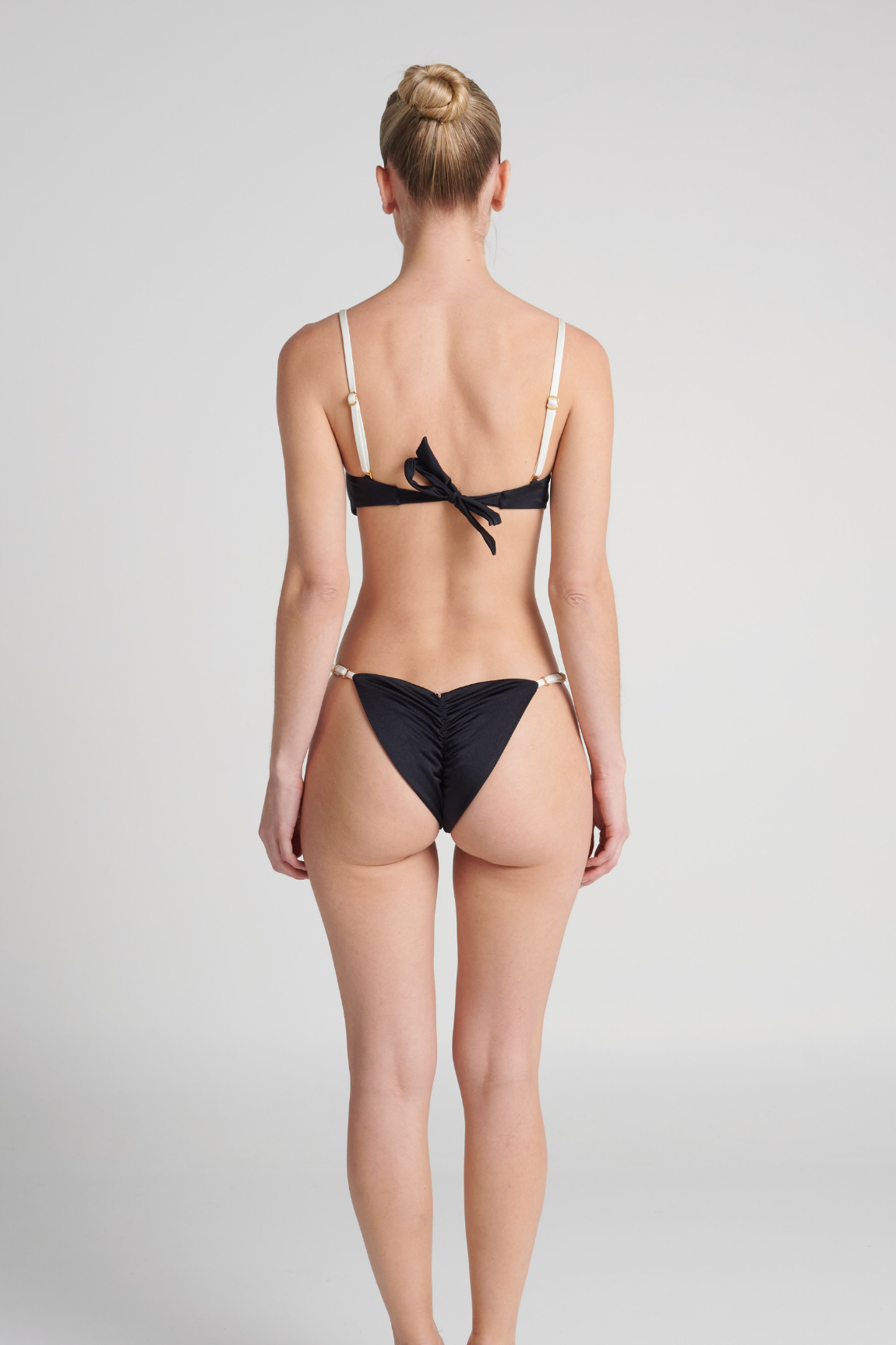 Braga Cheeky Chroma Black