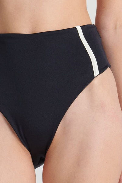 Bottom High Waist Chroma Black